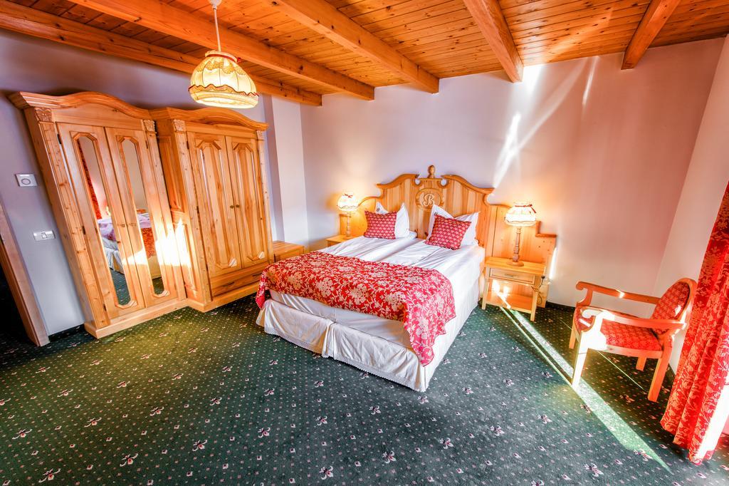 Brandeberg Pension & Restaurant Bran  Room photo