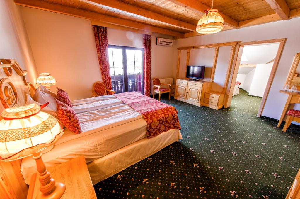 Brandeberg Pension & Restaurant Bran  Room photo
